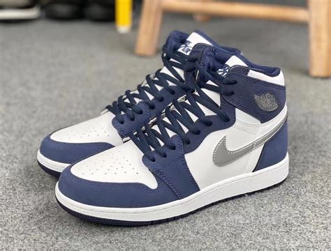 nike blauw jordan|nike jordan 1 midnight.